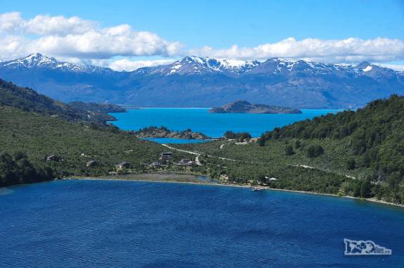 Chegando a Puerto Rio Tranquilo, às margens do lago General Carrera, na Carretera Austral, no sul do Chile